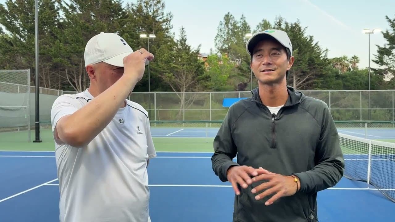 COACH CHRIS DECIDES TO CHANGE RACKETS?!