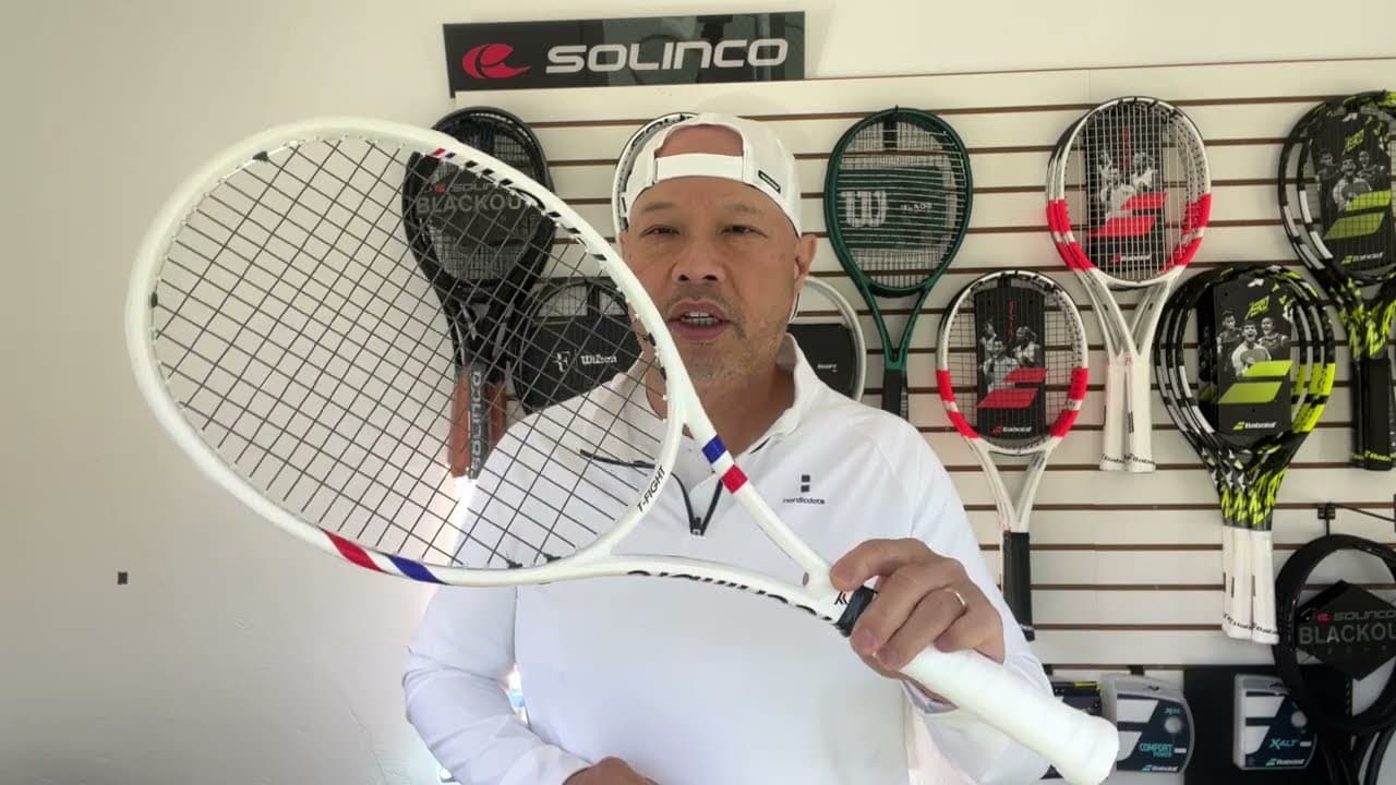 NEW TECNIFIBRE TFIGHT 300 in 100 SQ INCH HEADSIZE