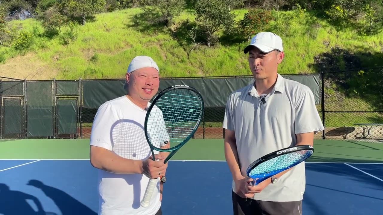 WILSON BLADE 98 16X19 VERSION 8 VS VERSION 9 TENNIS RACKETS : WHAT'S THE DIFFERENCE?